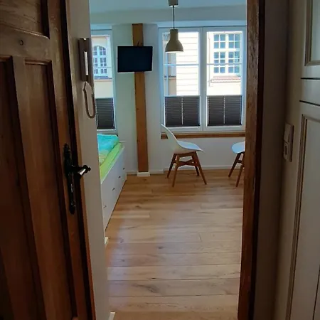 Ferienwohnung Belle Etage Im Traufenhaus Lubeck Exterior photo